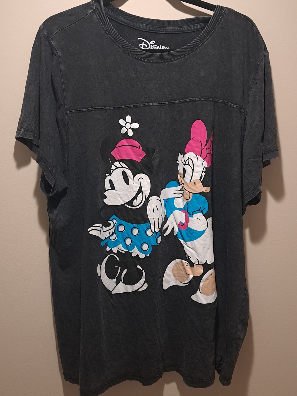 Disney Minnie & Daisy Graphic Tee - Black with Pink & Blue Torrid 4x